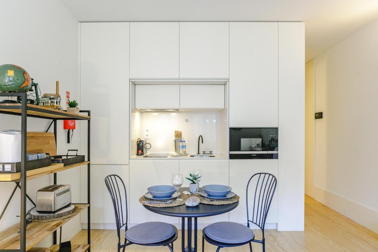 Lovelystay - Taipas Studio With Ac Porto Exterior photo